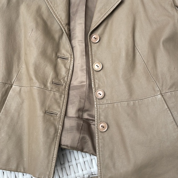 Talbots Petite Tan/ Taupe Leather Blazer/Jacket Size 4 - Picture 3 of 12